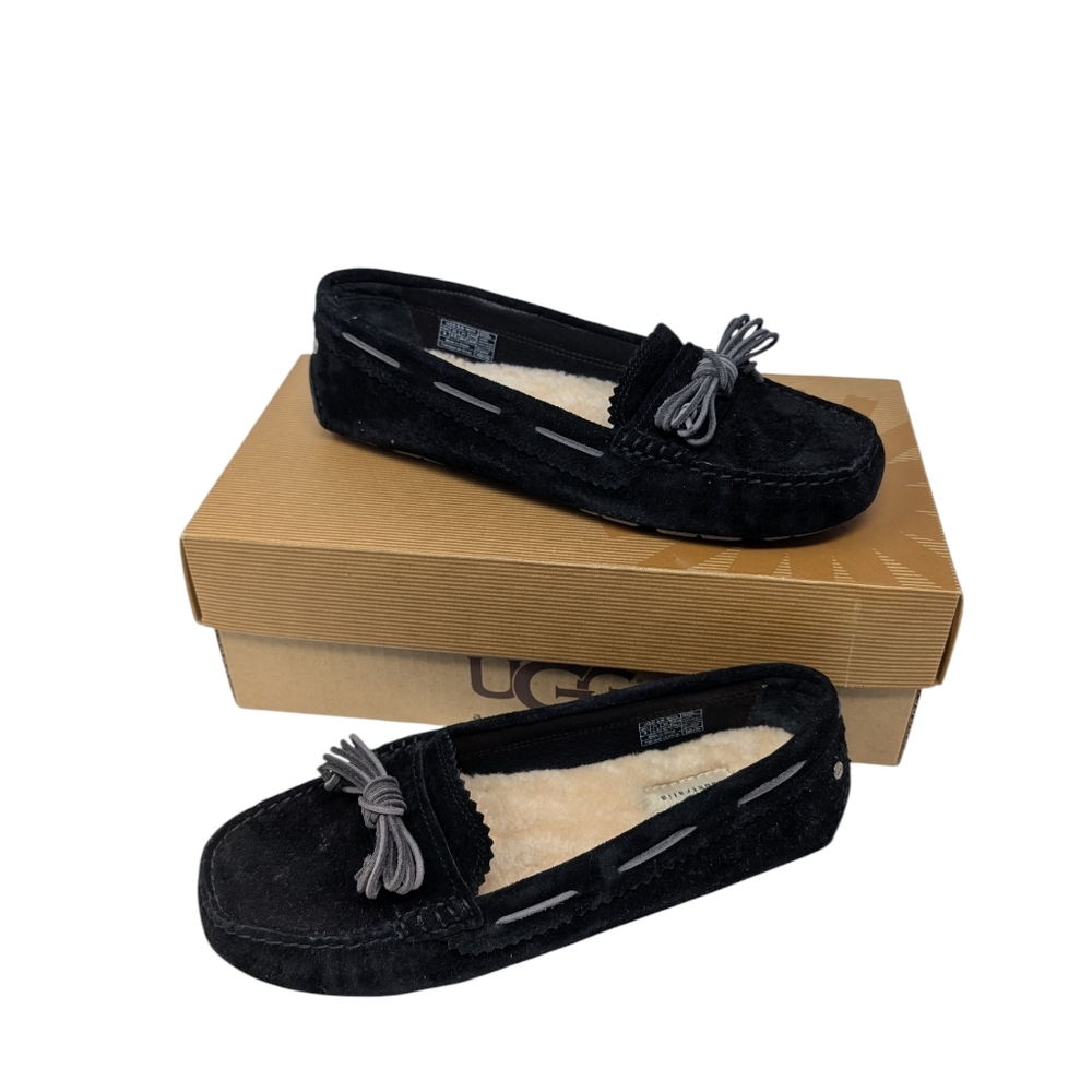 Ugg Meena Suede Black Ruffle Moccasin